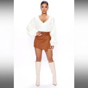 2/$20 • BIN#5 - FASHION NOVA Women’s Small Belted Skort High-Waisted